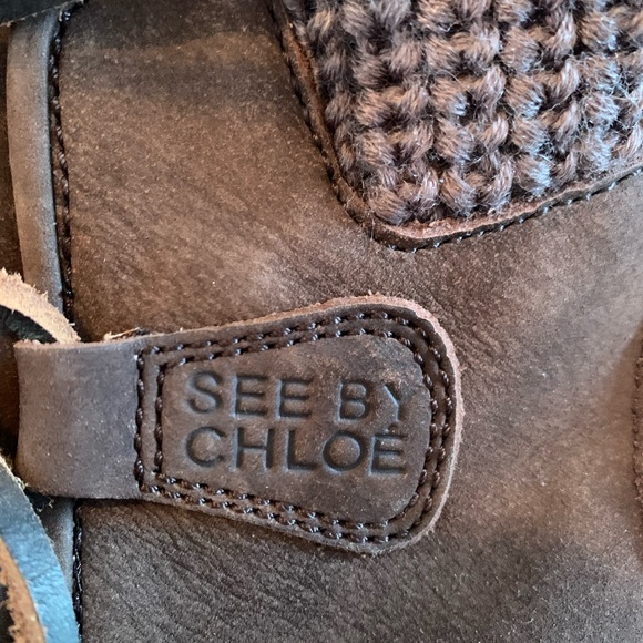 Brown booties - Picture 3 of 7